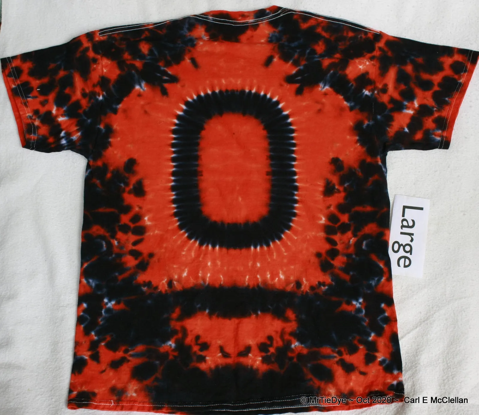 Adult Large Tie-Dye Beaver 'O' Tee