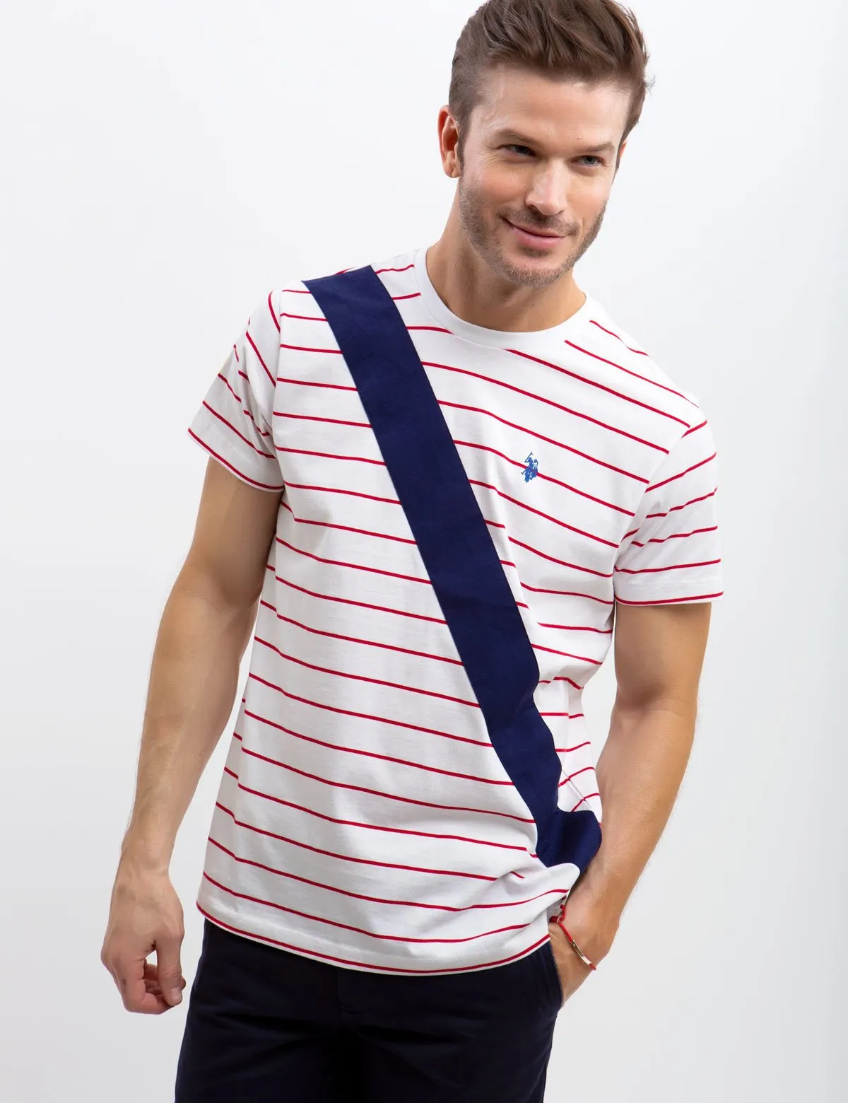 CREW NECK DIAGONAL STRIPED T-SHIRT