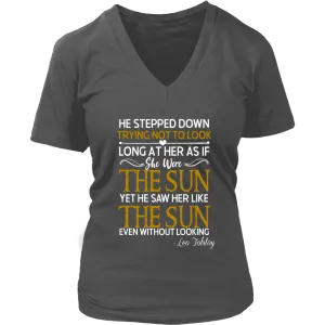 "As if she were the sun" V-neck Tshirt